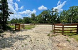 9211 Stetson Drive, Normangee, TX 77871