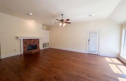 2836 S Lakeview Drive, Cedar Hill, TX 75104