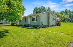 1608 Starry Lane, Effort, PA 18330