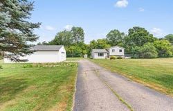 11534 Eaton Rapids Road, Springport, MI 49284