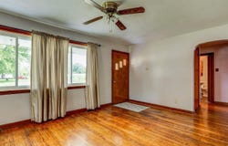 226 Grand Avenue, Grandview, IN 47615-9324