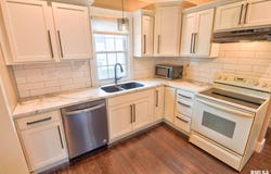 715 W MARKET Street, Taylorville, IL 62568