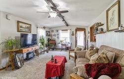906 Grove Street, Adel, IA 50003