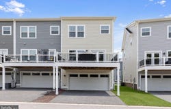 322 HERITAGE ST, BALTIMORE, MD 21220