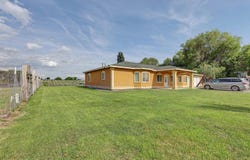 1811 Beam Rd, Granger, WA 98932