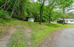 674 Shoun Street, Mountain City, TN 37683