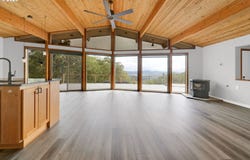 190 PARADISE POINT LN, Roseburg, OR 97471