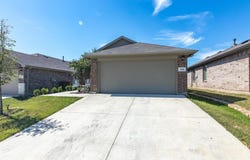 136 Greengate Drive, Boyd, TX 76023