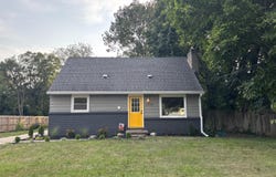 3010 Pleasant Grove Road, Lansing, MI 48910