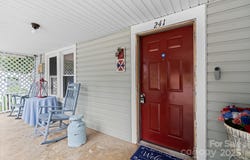 241 4th Avenue N, Taylorsville, NC 28681