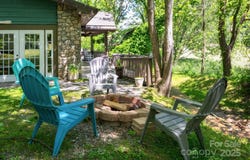 104 Riddle Cove Road, Maggie Valley, NC 28751