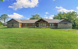6269 E State Highway 76, Anderson, MO 64831