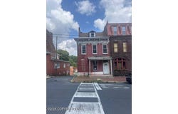 622 Mahantongo St, Street, Pottsville, PA 17901