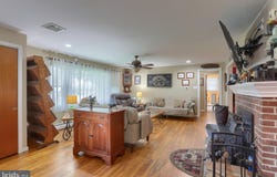 3 PFAUTZ AVENUE, LITITZ, PA 17543