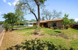 3202 Whiteway DR, Austin, TX 78757