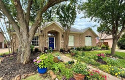 206 Glenwood Drive, Murphy, TX 75094