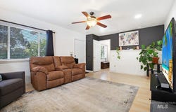 424 8th Ave N, Buhl, ID 83316