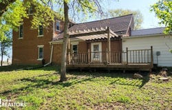 1950 River Road, Forest City, IA 50436