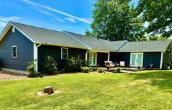 1451 CR 1000 E, Carmi, IL 62821
