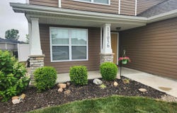 11056 Wingara Way, Roanoke, IN 46783-7800