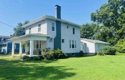715 S MCKINLEY Street, Harrisburg, IL 62946