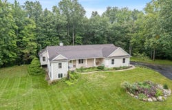 1675 Parnell Avenue SE, Ada, MI 49301