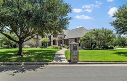 210 Augusta Court, Aledo, TX 76008