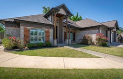 212 Strait Lane, Longview, TX 75604