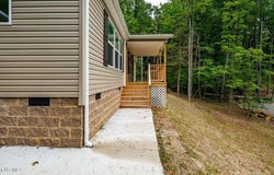 144 Todd Lane, Mountain City, TN 37683