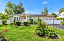 272 W 12th Street, Deer Park, NY 11729