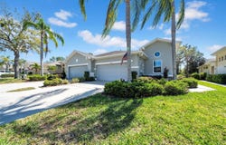2082 SIFIELD GREENS WAY, SUN CITY CENTER, FL 33573