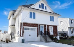 136 Lincoln Dr, Brigantine, NJ 08203