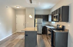809 E Main Street, East Dundee, IL 60118