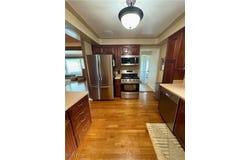 5126 Longton Road, Lyndhurst, OH 44124