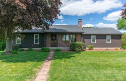 629 River Road, Agawam, MA 01001