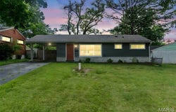 10008 Lakemoor Drive, St Louis, MO 63136