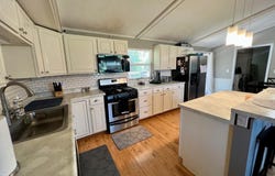 465 JUNIPER Drive, Petersburg, IL 62675