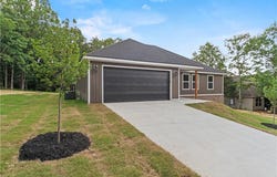 53 Belgravia  DR, Bella Vista, AR 72715