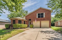 515 Berryhill Drive, Mansfield, TX 76063