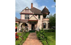 708 Parkway Avenue S, Lanesboro, MN 55949