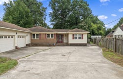 533 W College Street, Warsaw, NC 28398