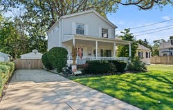 2821 7th Street, Cuyahoga Falls, OH 44221