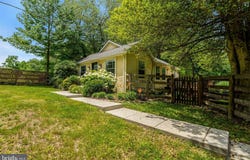 11520 POPES HEAD Road, FAIRFAX, VA 22030