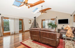 39 Central Avenue, Amityville, NY 11701