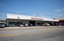 208 N Main Street, Franklin, KY 42134-1839
