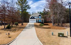 15 Jamilee Cove, Cartersville, GA 30120