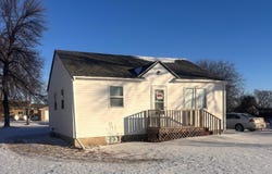 1303 Park Ave NE, Cooperstown, ND 58425
