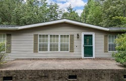 227 Red Oak Drive, Wellford, SC 29385