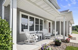 808 Maple Drive, Mount Horeb, WI 53572