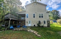 150 Parkhall Drive, OH 44077